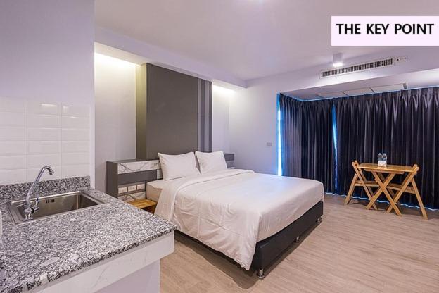 The Key Point Hotel Bangkok Extérieur photo