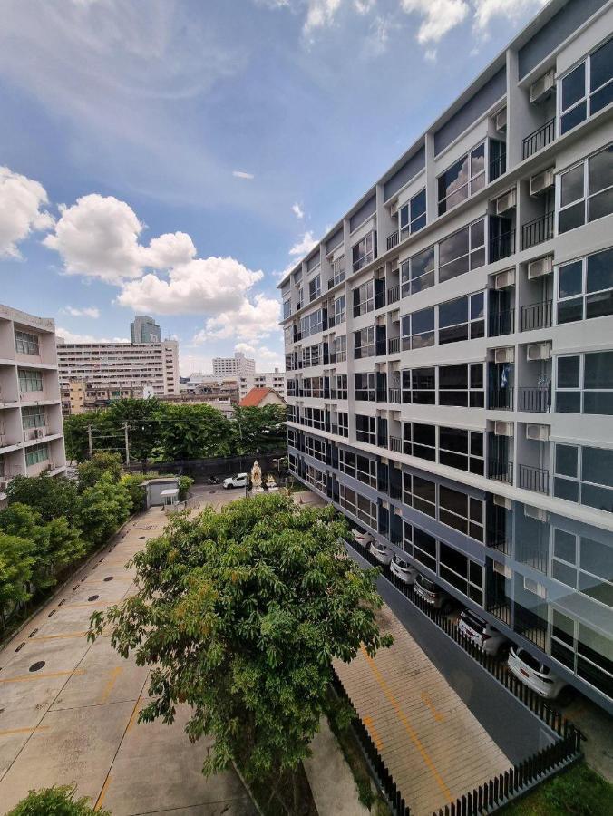 The Key Point Hotel Bangkok Extérieur photo