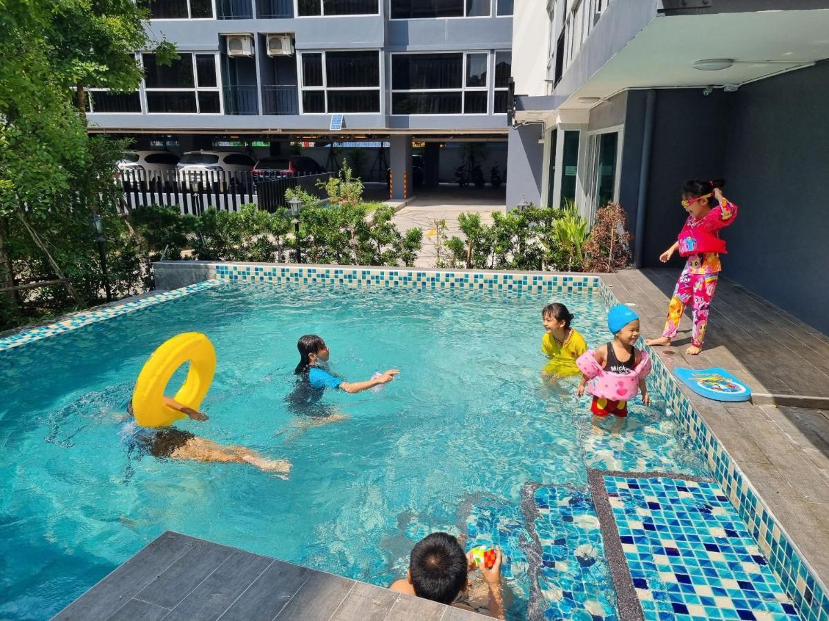 The Key Point Hotel Bangkok Extérieur photo